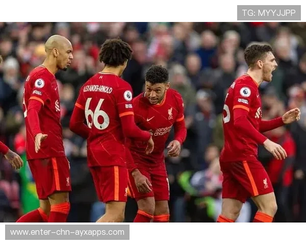 利物浦战术板出现新型进攻组合 利物浦战术板出现新型进攻组合