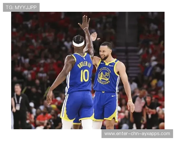 库里远投精准命中,勇士主场进一步扩大优势
