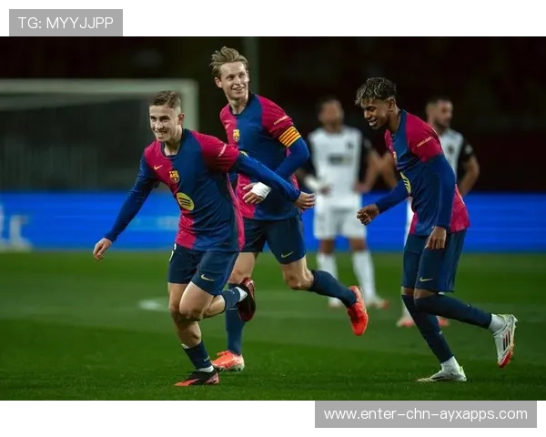 巴萨费兰突破失衡倒地推射仍然破网赢得喝彩