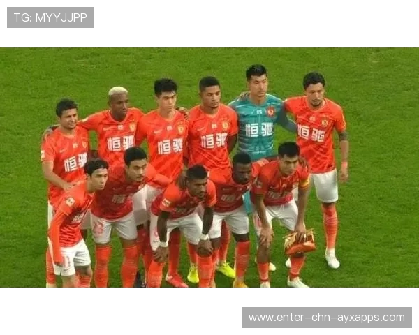 中超球队引援策略差异显著:有人补人有人节流