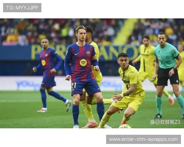 巴萨年轻锋线爆发:连续默契配合撕裂对手防线 巴萨年轻锋线爆发:连续默契配合撕裂对手防线