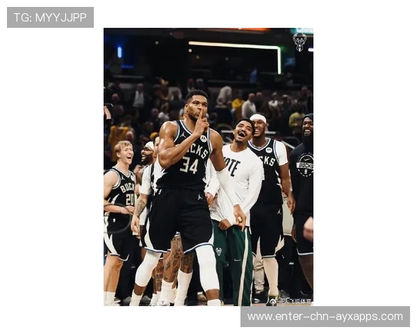 字母哥二次进攻成功,雄鹿稳稳拿下比赛