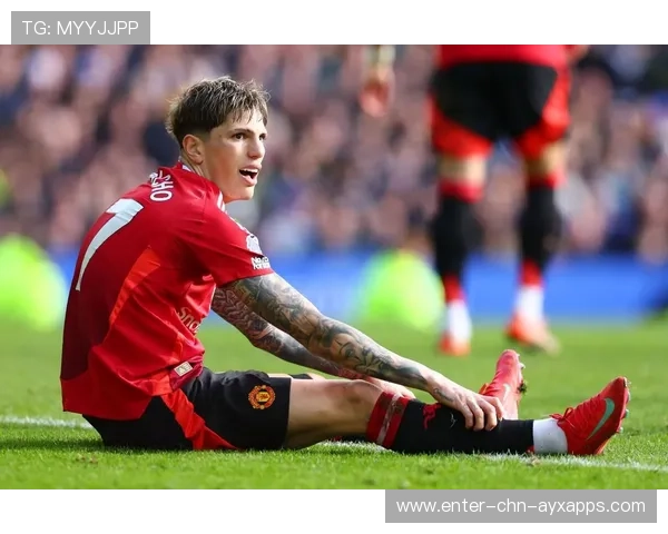 曼联青训新星逐渐崭露头角，球队焕发新生机