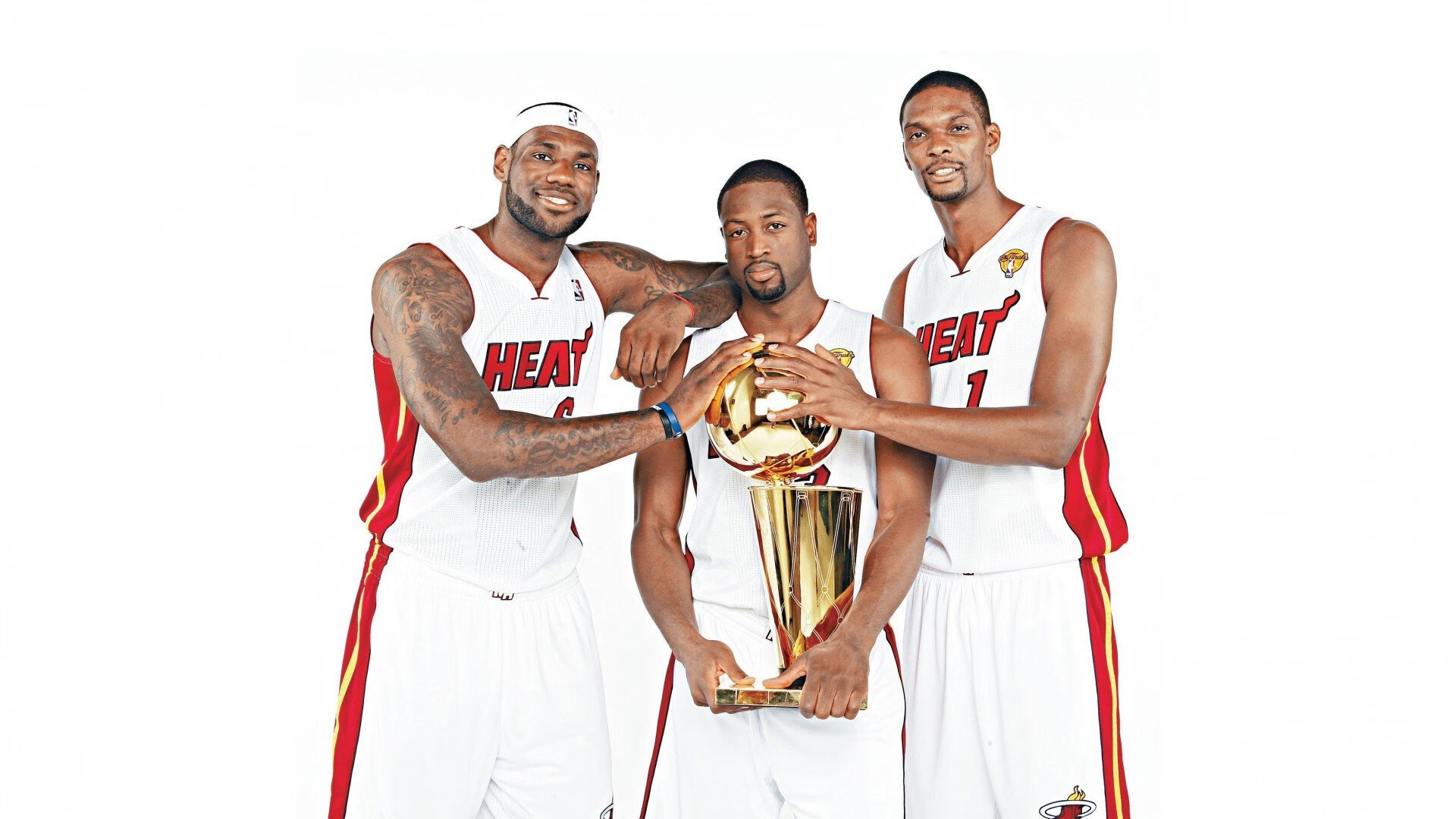 “强强对决”——车队之间的精彩拉锯战,《强强对决》